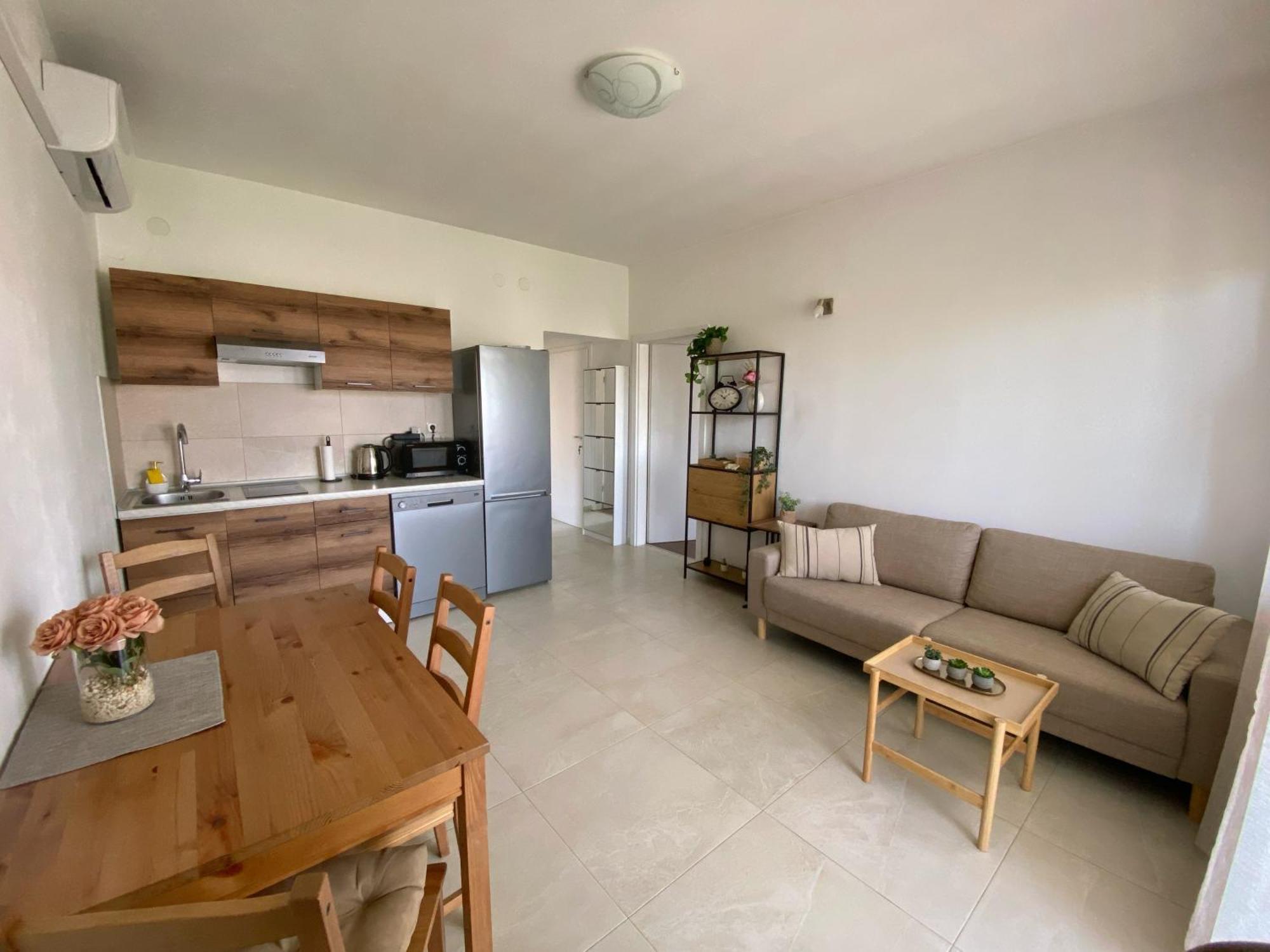 Apartments Jozephine Pula Exterior photo